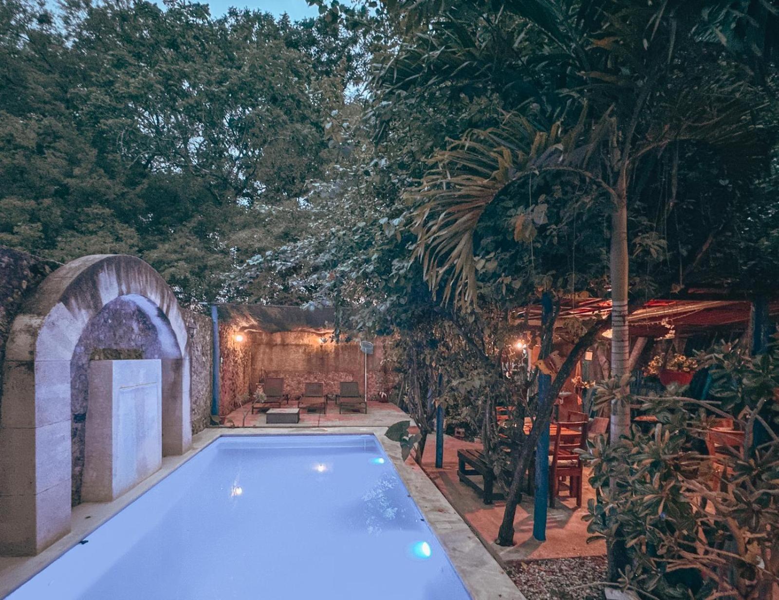 Casa Daniels Guesthouse Вальядолид Экстерьер фото
