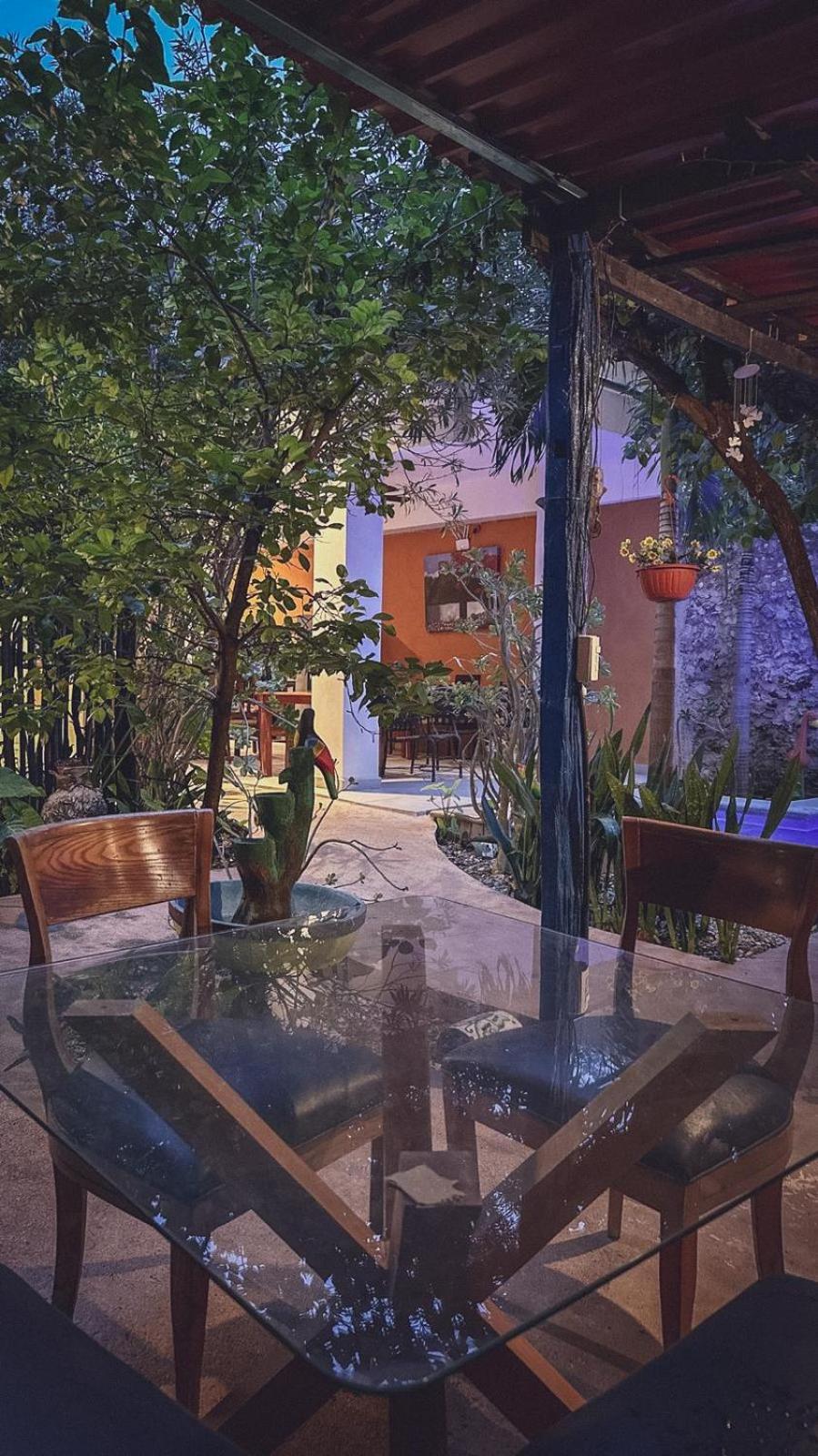 Casa Daniels Guesthouse Вальядолид Экстерьер фото